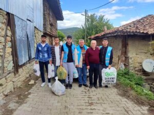 kopenez koyundeki yangin magdurlarina yardim eli GwaDKSGg.jpg